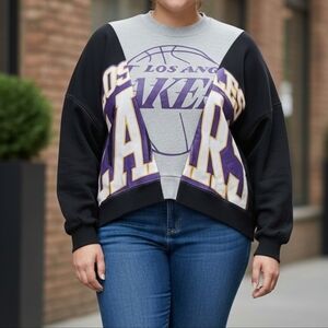 NBA Los Angeles Lakers/women's/crop top sweatshirt/Grayand black color/plus Size